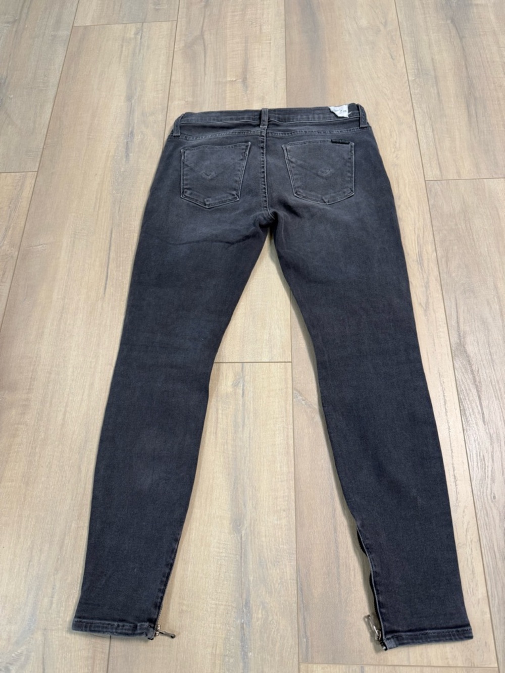 Hudson Jeans Black Washed Skinny Jeans with Ankle Zippers - Picture 3 of 8
